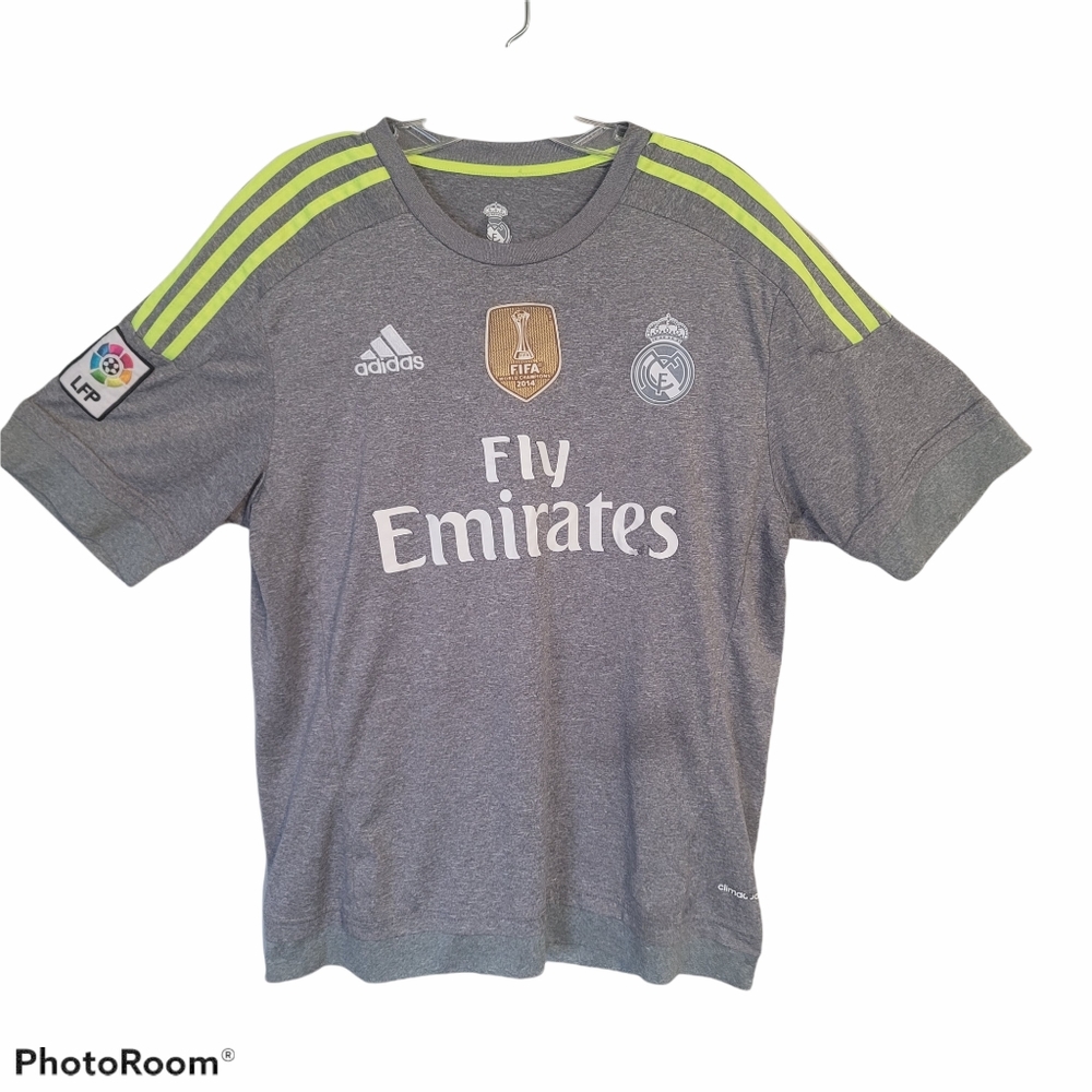 XL 2015-2016 Real Madrid Jersey Pre-owned